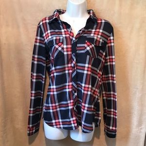 ❤️ RED & BLUE PLAID FLANNEL LONG SLEEVE SHIRT ❤️